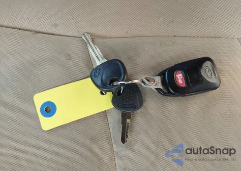 2013 Hyundai Elantra Gls from USA, damaged, VIN 5NPDH4AE0DH413573